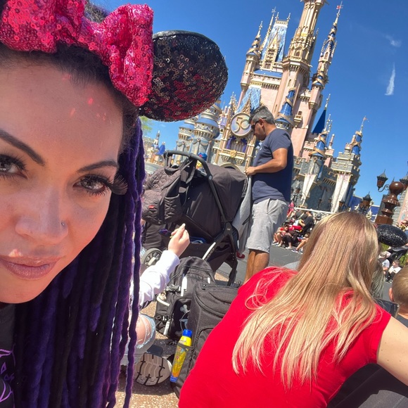 Meet your Seller, Emmy B! - Picture 13 of 14